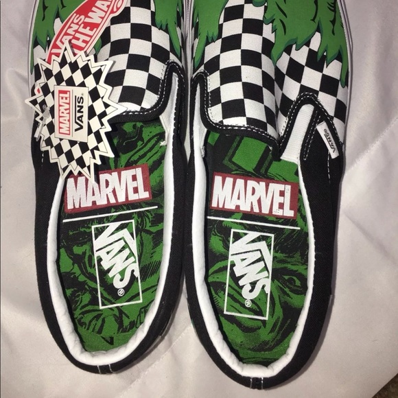 NEW Vans Marvel Hulk Classic Checker Slip-On Shoes - Picture 2 of 8
